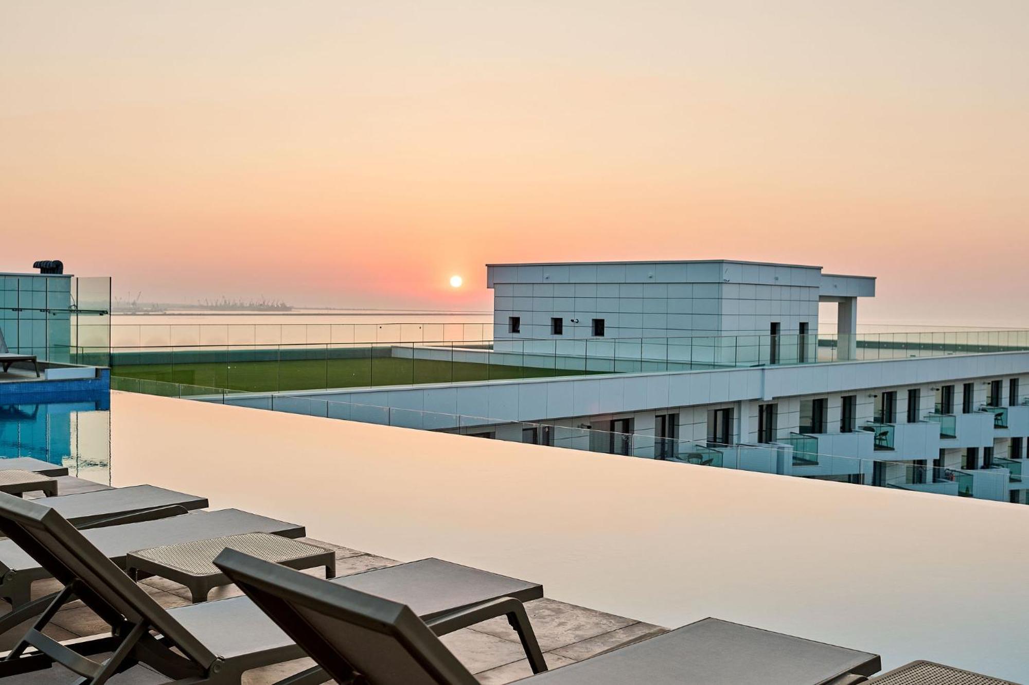 Summer Residence Apartment In Infinity Beach Resort - Parking Mamaja Zewnętrze zdjęcie